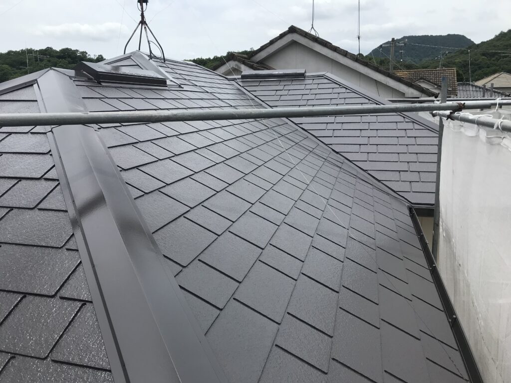 屋根素材別の塗装方法と注意するべきポイント 高松市で外壁塗装をするならプラニング Kまで